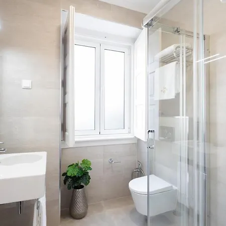 Duques Luxury 4*